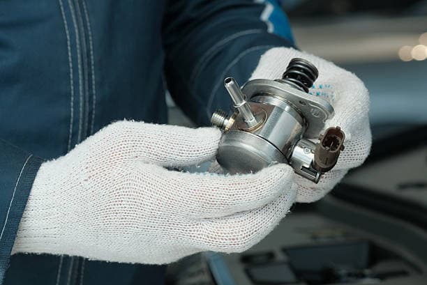 Car Fuel Pump Repair
